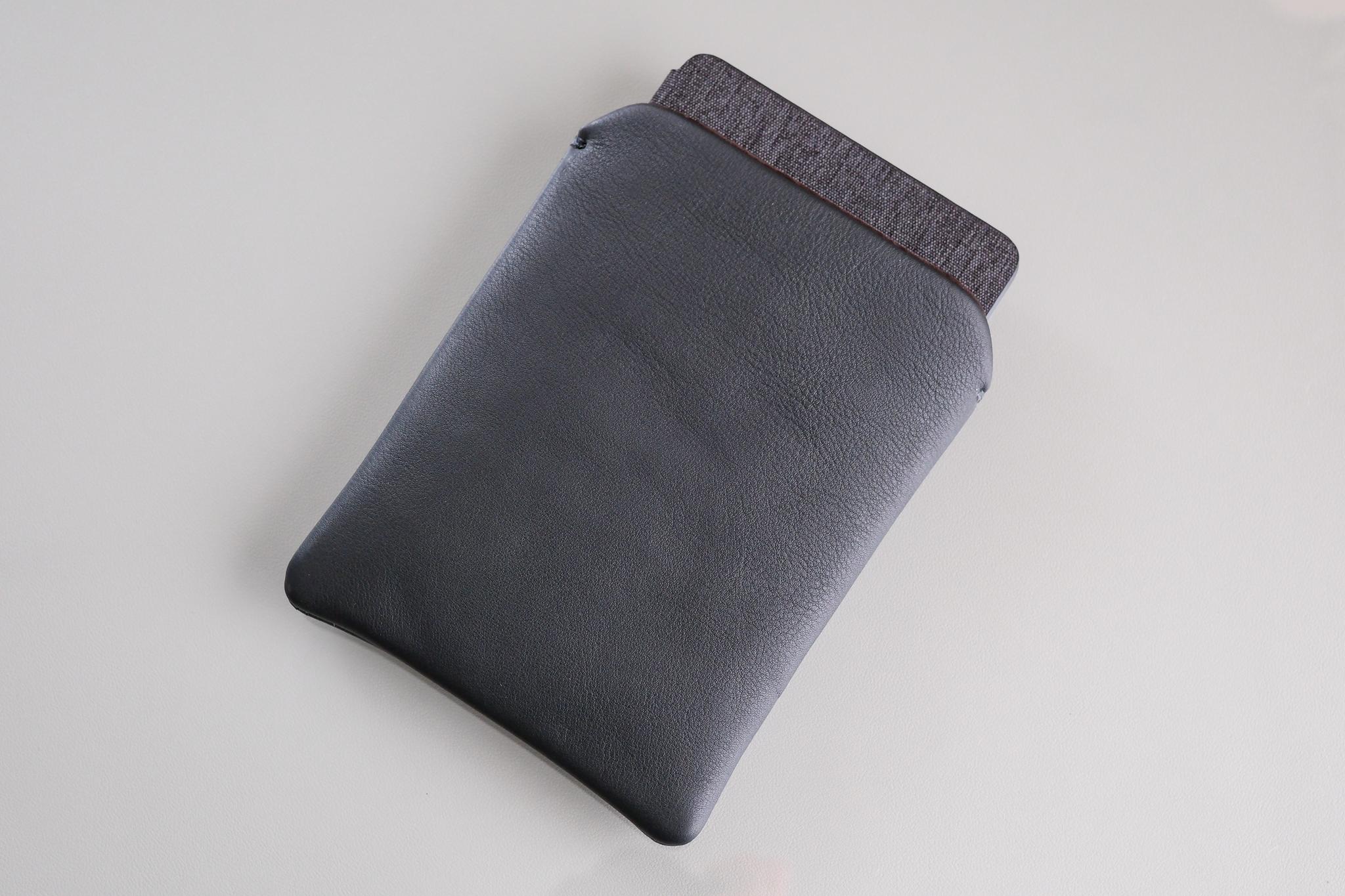 《WATERPROOF LEATHER》Kindle 本革レザースリーブケース｜Kindle対応《Black》
