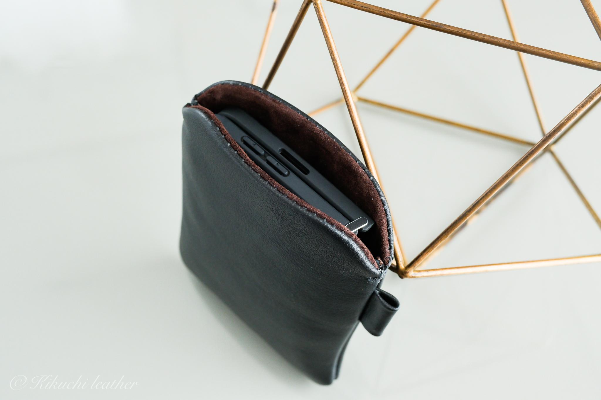 《WATERPROOF LEATHER》本革レザースリーブケース for iPhone Duo（Duo専用）ブラック | 2枚目