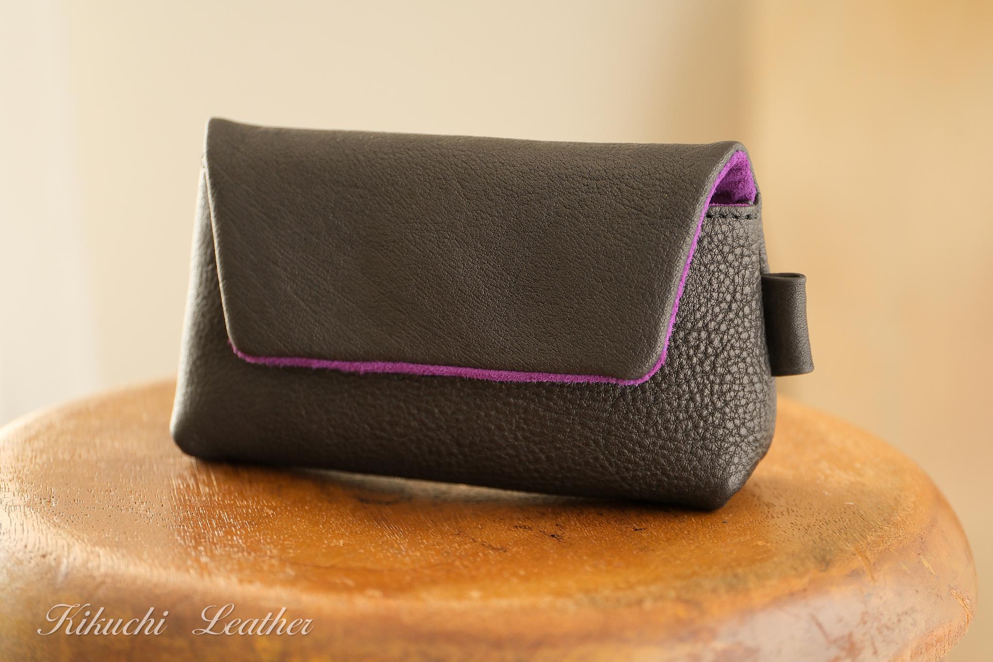 一点もの《REGINA》コンパクトカメラ用レザーカメラケース　Regular　ブラック