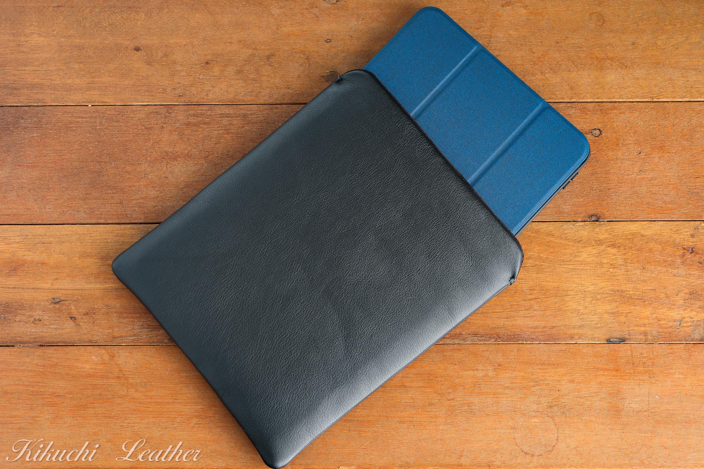 《WATERPROOF LEATHER》iPad Air 10.9インチ レザースリーブケース ブラック