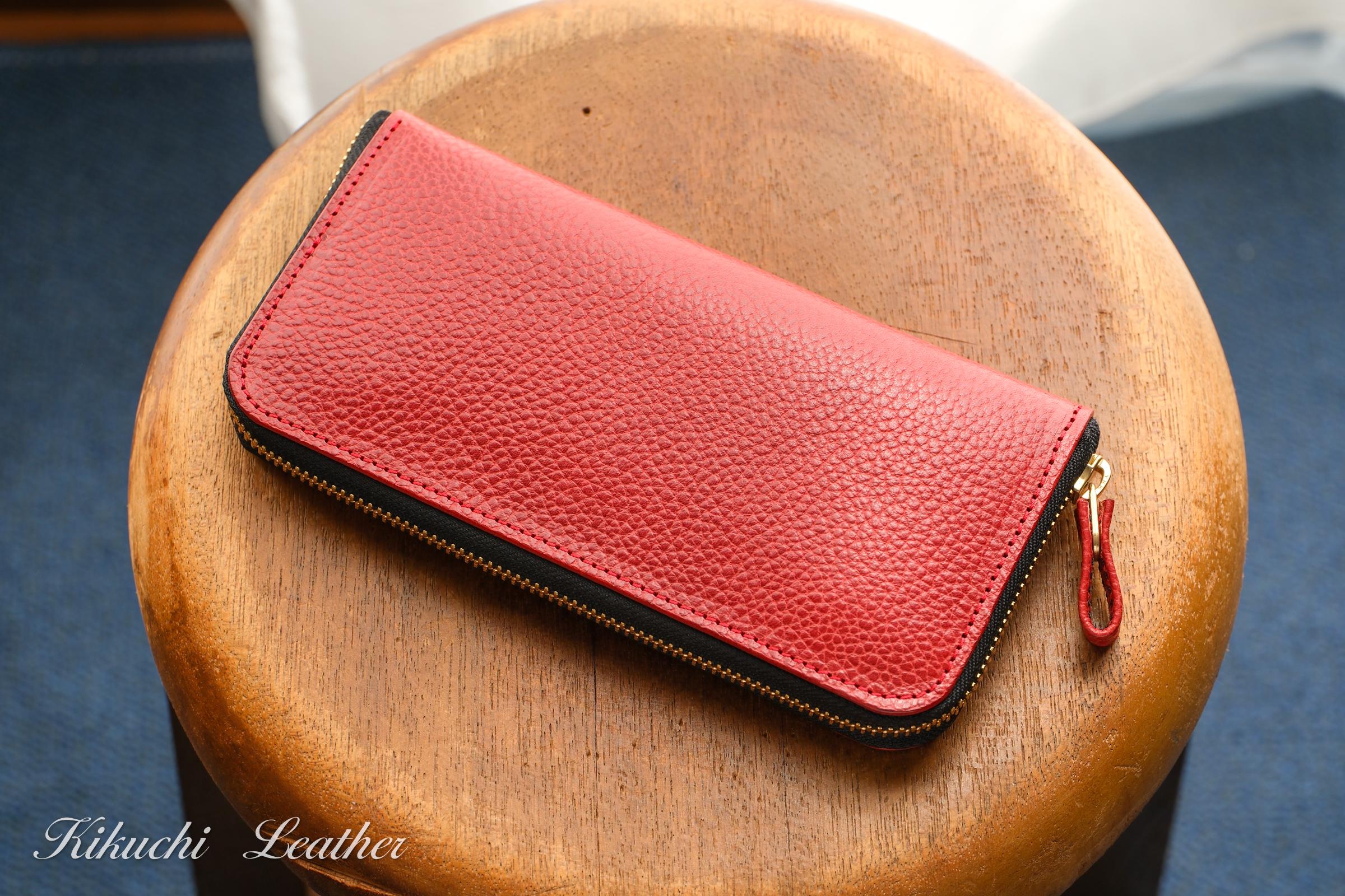 一点もの《GRATIA》ラウンドジップロングウォレット スリム　レッド　LE148